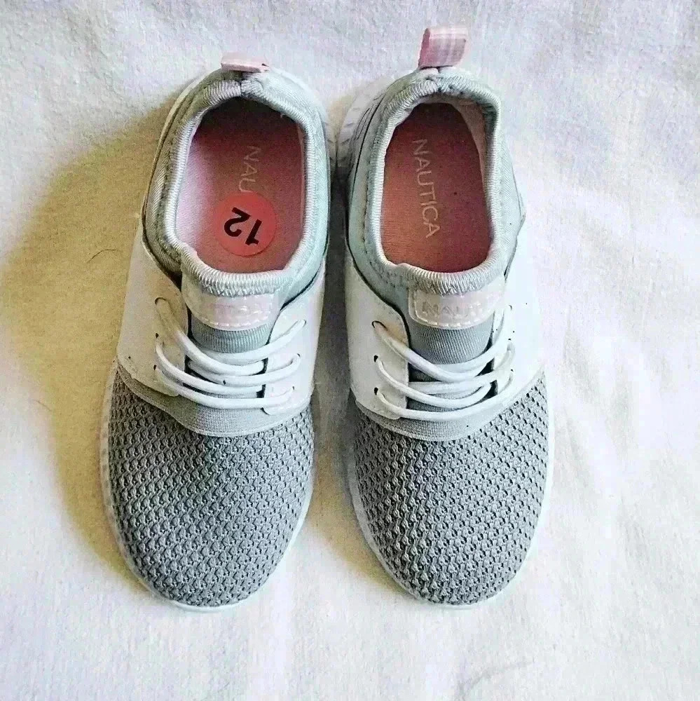 Children's Nautica Sneakers NWOT
